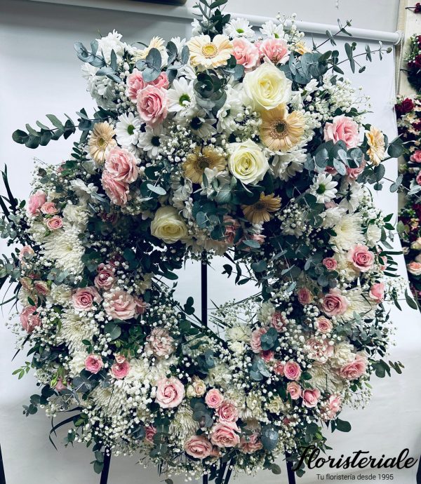 CORONA ESPECIAL AMOR PARA SIEMPRE,ROSITAS MINI,ROSAS GRANDES,ANASTASIAS,EUCALIPTUS ETC