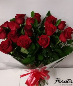 Ramo de 24 rosas - FloristeriaLE - Floristería en Zaragoza